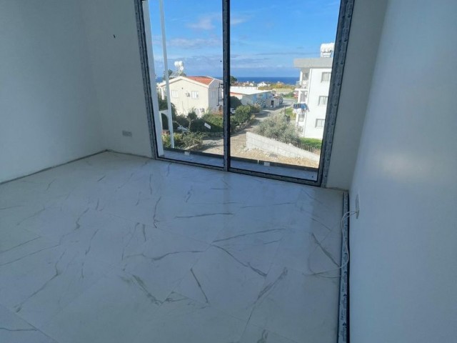 FLAT FOR SALE IN KYRENIA/ALSANCAK ** 