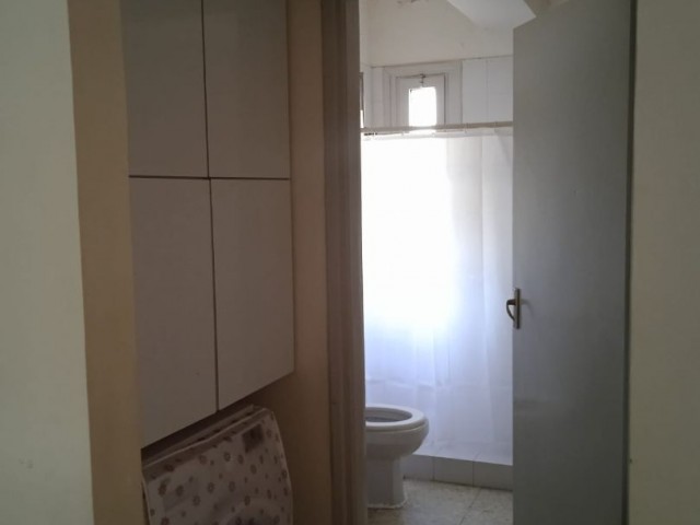 2+1 FLAT FOR SALE NEAR KYRENIA LORD PALACE ** 