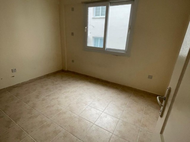 Flat For Sale in Aşağı Girne, Kyrenia