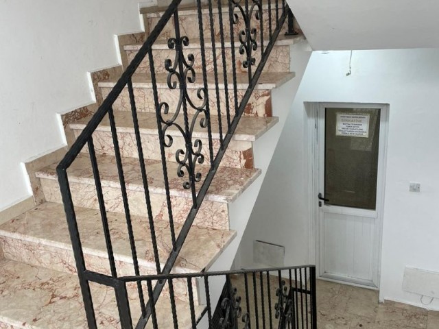 Flat For Sale in Aşağı Girne, Kyrenia