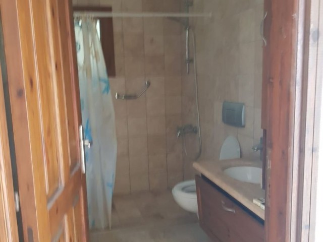 3+1 VILLA MIT POOL ZUR MIETE IN KYRENIA CHATALKÖY ** 