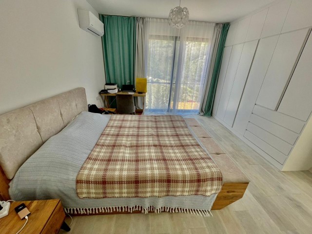 GİRNE/OZANKÖY'DE KİRALIK 4+1 TOWNHOUSE