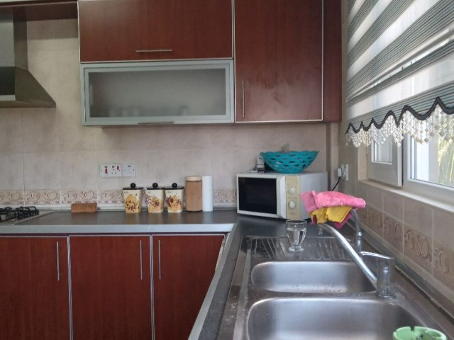 KYRENIA CENTRAL MR.3 + 1 APARTMENTS FOR SALE AROUND THE BACK OF THE POUND ** 