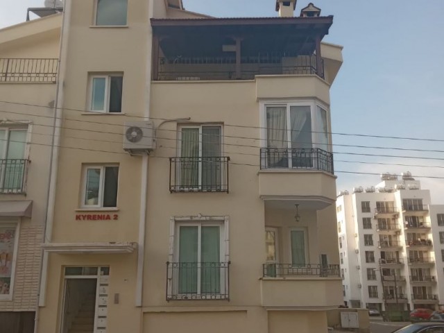 GİRNE NUSMAR MARKET YAKININDA SATILIK 3+1 DAİRE