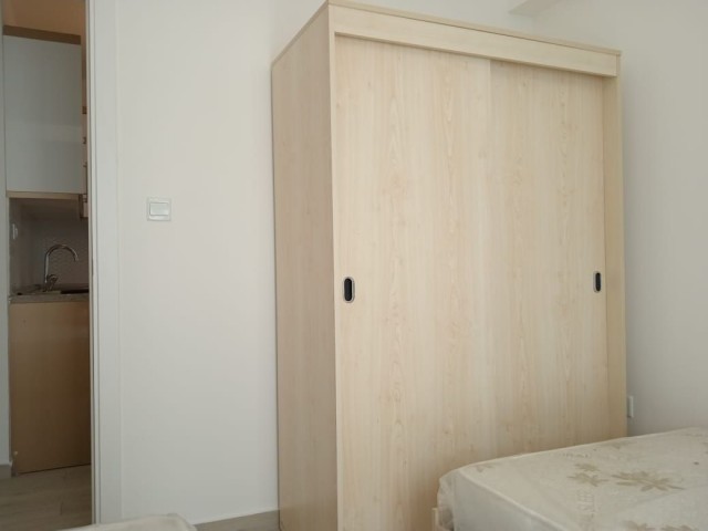 2+1 WOHNUNG ZUM VERKAUF IN KYRENIA CENTRAL OSCAR HOTEL SOWIE NORTH RESIDENCE ** 