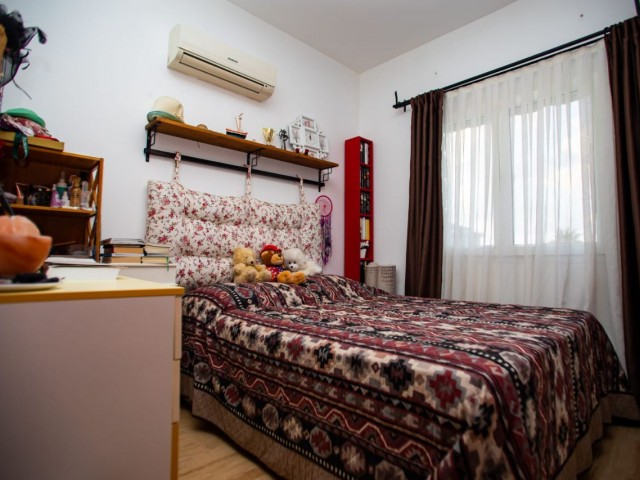 GİRNE CRATOS HOTEL BÖLGESİ SATILIK 3+1 VİLLA