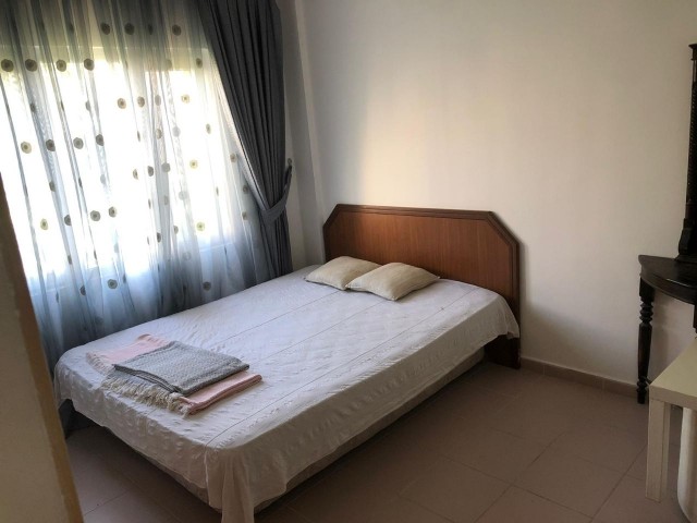 WOHNUNG ZU VERKAUFEN IN KYRENIA/OLIVENHAIN ** 