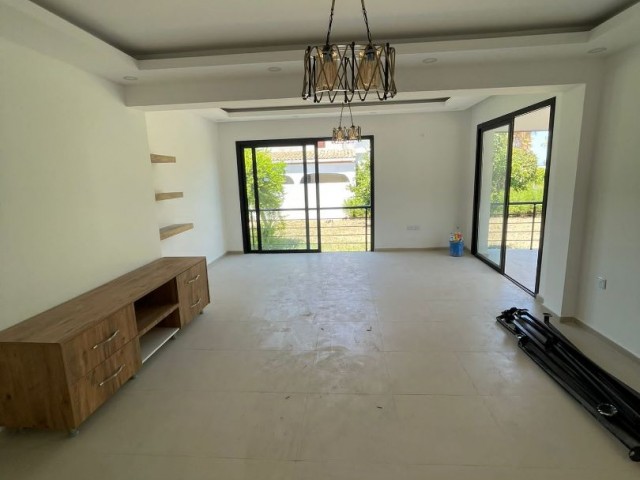 4+1 VILLA ZUM VERKAUF IN KYRENIA/ALSANCAK ** 