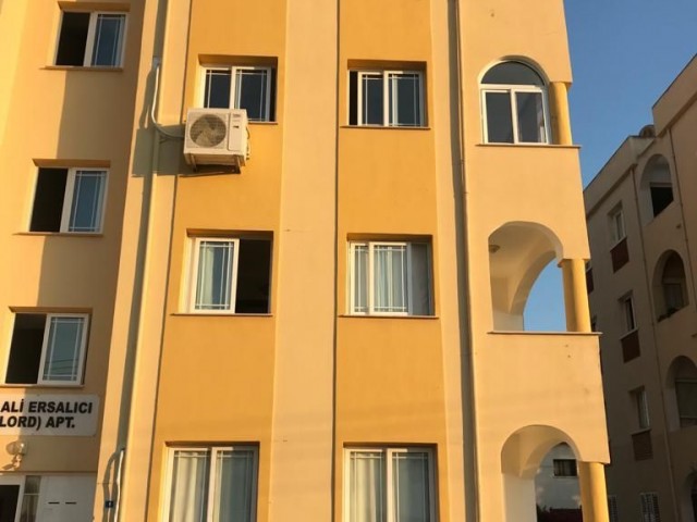 3+1 WOHNUNG ZUM VERKAUF IN KYRENIA/BOSPORUS ** 