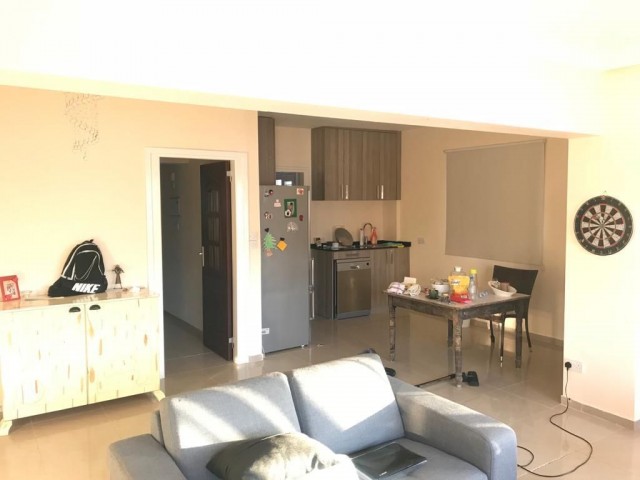 3+1 WOHNUNG ZUM VERKAUF IN KYRENIA/BOSPORUS ** 