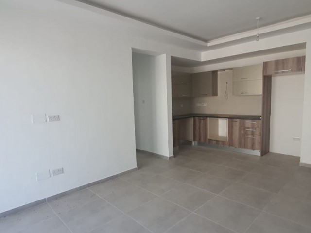 GİRNE MERKEZDE SATILIK 2+1 PENTHOUSE VE DAIRELER