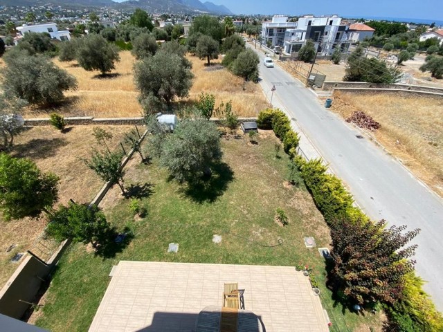 VILLA ZUM VERKAUF IN KYRENIA/CHATALKÖY ** 