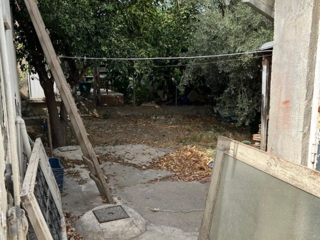 Einfamilienhaus Kaufen in Küçük Kaymaklı, Nikosia