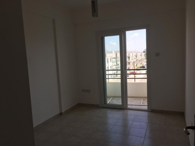 LEFKOŞA/HAMİTKÖY'DE SATILIK 3+1 DAİRE