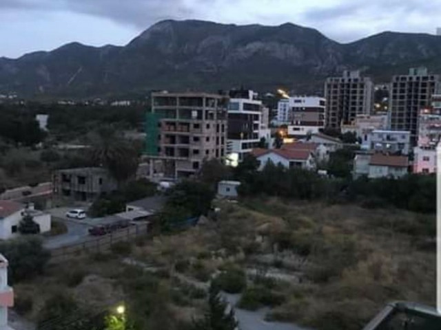 Penthouse Kaufen in Aşağı Girne, Kyrenia