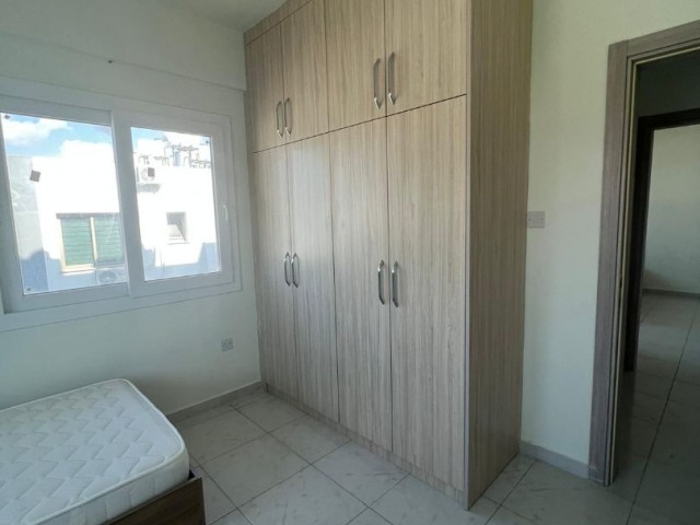 LEFKOŞA/GÖNYELİ'DE SATILIK 2+1 EŞYALI DAİRE