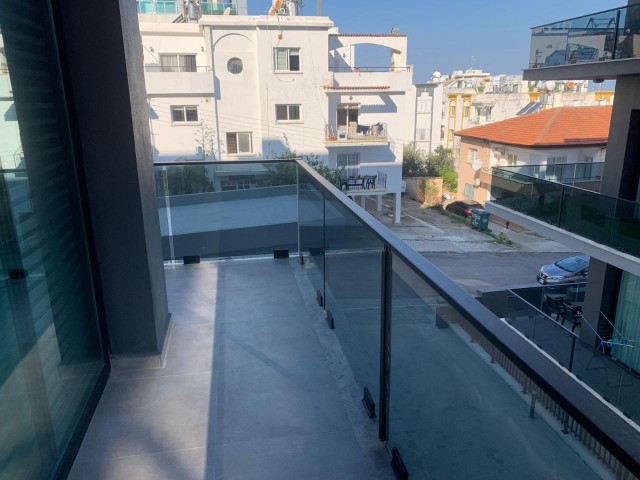 Flat To Rent in Yukarı Girne, Kyrenia