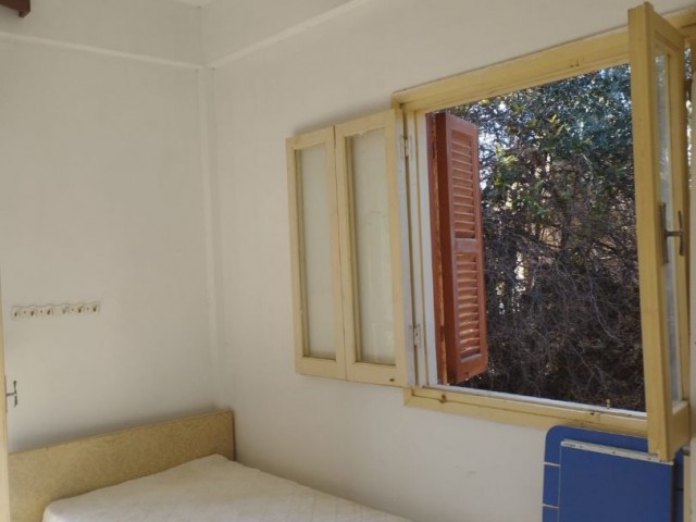 3+1 WOHNUNG ZUM VERKAUF IN KYRENIA/KARŞIYAKA