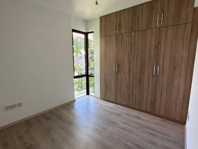 3+1 FLAT FOR SALE IN KYRENIA CENTER