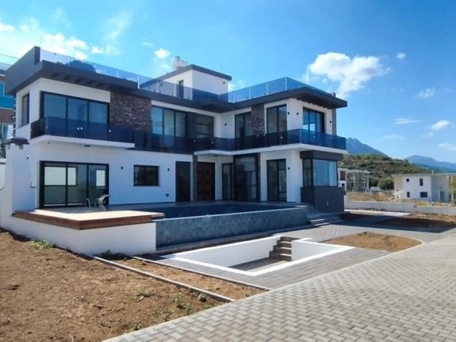 4+1 ULTRALUX VILLA ZUM VERKAUF IN KYRENIA/ZEYTİNLİK