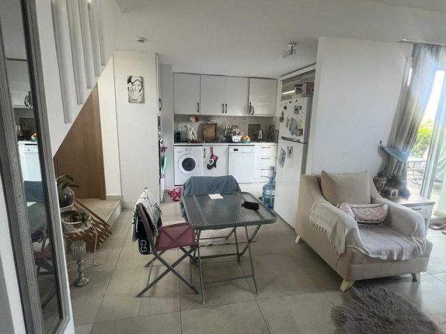 2+1 DUPLEX-WOHNUNG ZUM VERKAUF IN KYRENIA/ALSANCAK