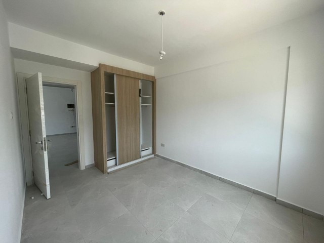 GİRNE MERKEZDE SATILIK 2+1 DAİRE