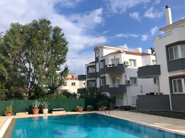 3+1 SEMI-FURNISHED FLAT FOR SALE IN THE CENTER OF KYRENIA