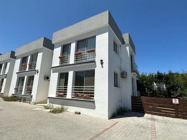 2+1 MÖBLIERTE WOHNUNG ZUM VERKAUF IN KYRENIA/CATALKOY