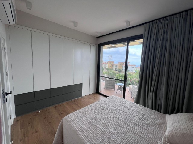 GİRNE/ALSANCAK'TA SESSİZ,SAKİN,HUZURLU BİR SİTEDE SATILIK 3+1 PENTHOUSE