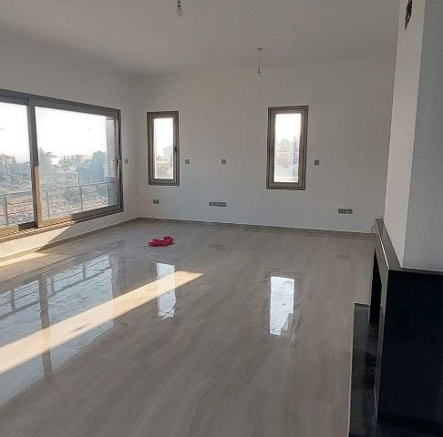 3+1 VILLA FOR SALE IN KYRENIA/TASKENT