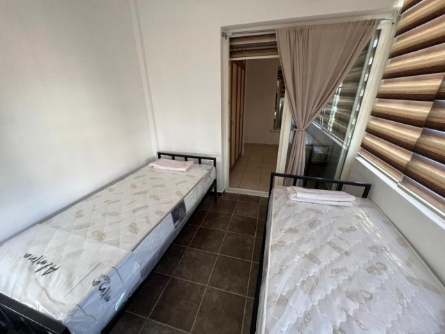 GİRNE ASLANLI VİLLA BÖLGESİNDE SATILIK 2+1 PENTHOUSE