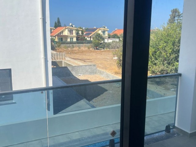 4+1 VILLEN IM BAU ZUM VERKAUF IN KYRENIA/KARŞIYAKA