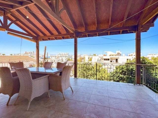 5+2 VILLA FOR SALE IN GIRNE/ALSANCAK