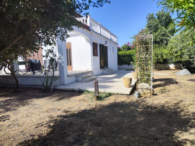 4+1 VILLA ZUM VERKAUF IN GIRNE/ALSANCAK