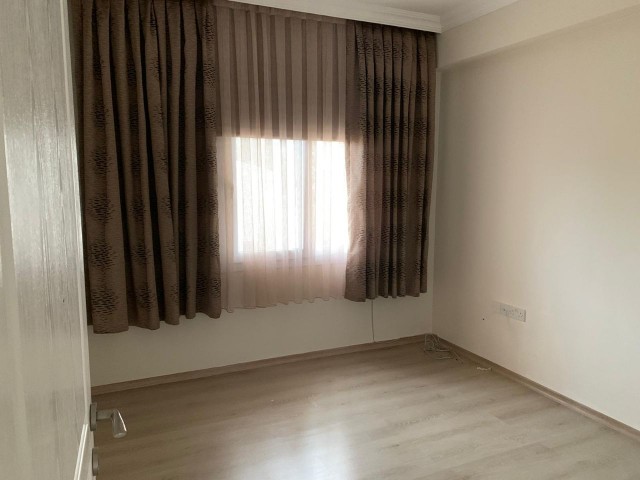 3+1 FLAT FOR SALE IN KYRENIA/LAPTA