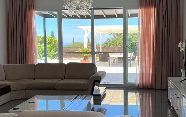 4+1 LUXUSVILLA ZUM VERKAUF IN GİRNE/ÇATALKÖY