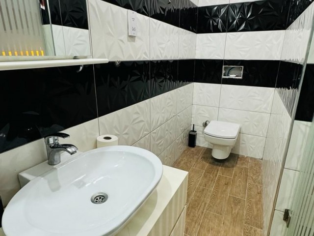 3+1 FLAT FOR SALE IN KYRENIA CENTER