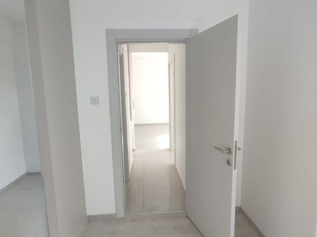 GİRNE MERKEZDE SATILIK 2+1 DAİRE