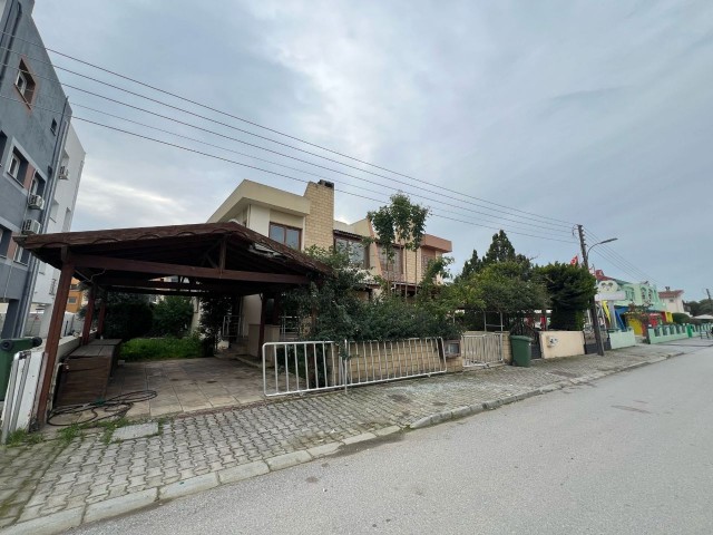 3+1 VILLA ZU VERMIETEN IN NICOSIA/GÖNYELİ