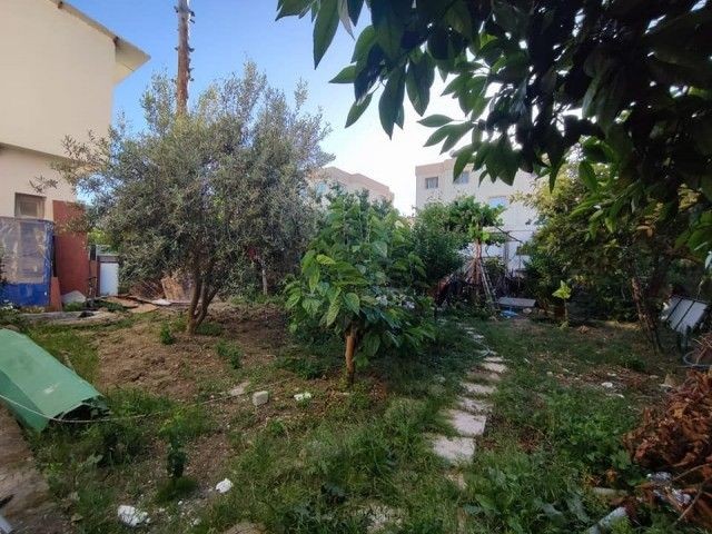 COMPLETE BUILDING FOR SALE IN KYRENIA/KARAKUM