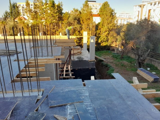 3+1 DUPLEX PENTHOUSE FOR SALE UNDER CONSTRUCTION IN KYRENIA CENTER