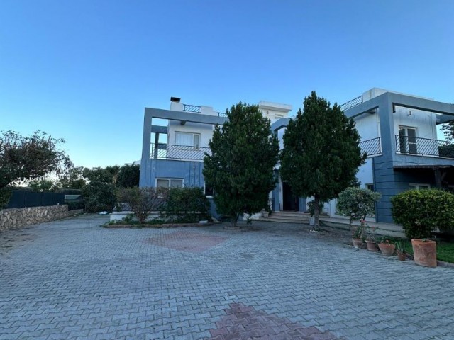 ATEMBERAUBENDE VILLA ZUM VERKAUF IN GIRNE/OZANKÖY