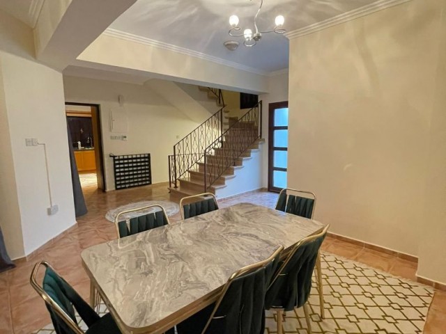 4+1 MÖBLIERTE VILLA ZU VERMIETEN IN GIRNE/ÇATALKÖY