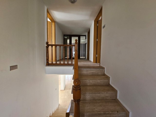 3+1 VILLA ZU VERMIETEN IN GIRNE/ÇATALKÖY