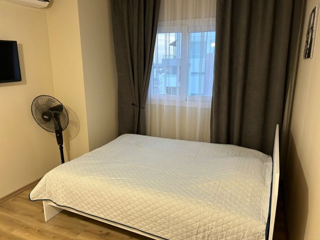 GAZİMAĞUSA'DA SATILIK 2+1 EŞYALI PENTHOUSE