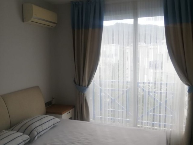 GİRNE/ALSANCAK BLUE MARE SİTESİNDE SATILIK 2+1 EŞYALI DAİRE