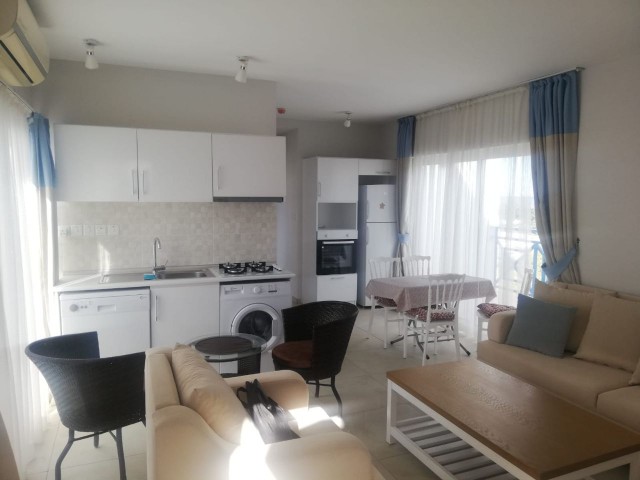 2+1 آپارتمان مبله برای فروش در GİRNE/ALSANCAK BLUE MARE.