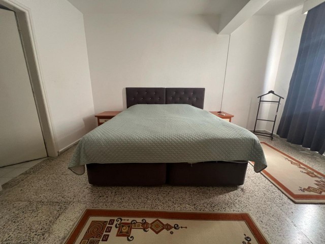 2+1 WOHNUNG ZUR TÄGLICHEN MIETE IN NICOSIA/YENİŞEHİR