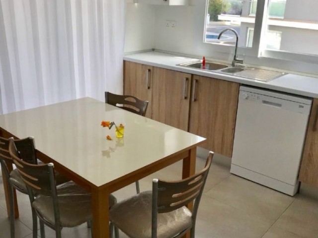 2+1 FULLY FURNISHED FLAT FOR RENT IN KYRENIA KAR MARKET AREA