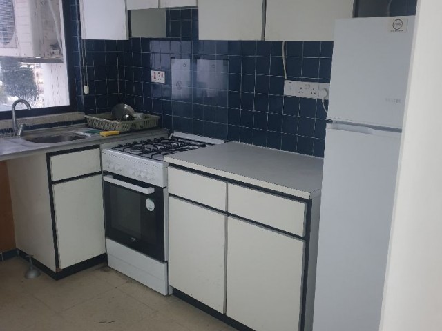 3+1 MÖBLIERTE WOHNUNG ZU VERMIETEN IN NICOSIA/YENİŞEHİR